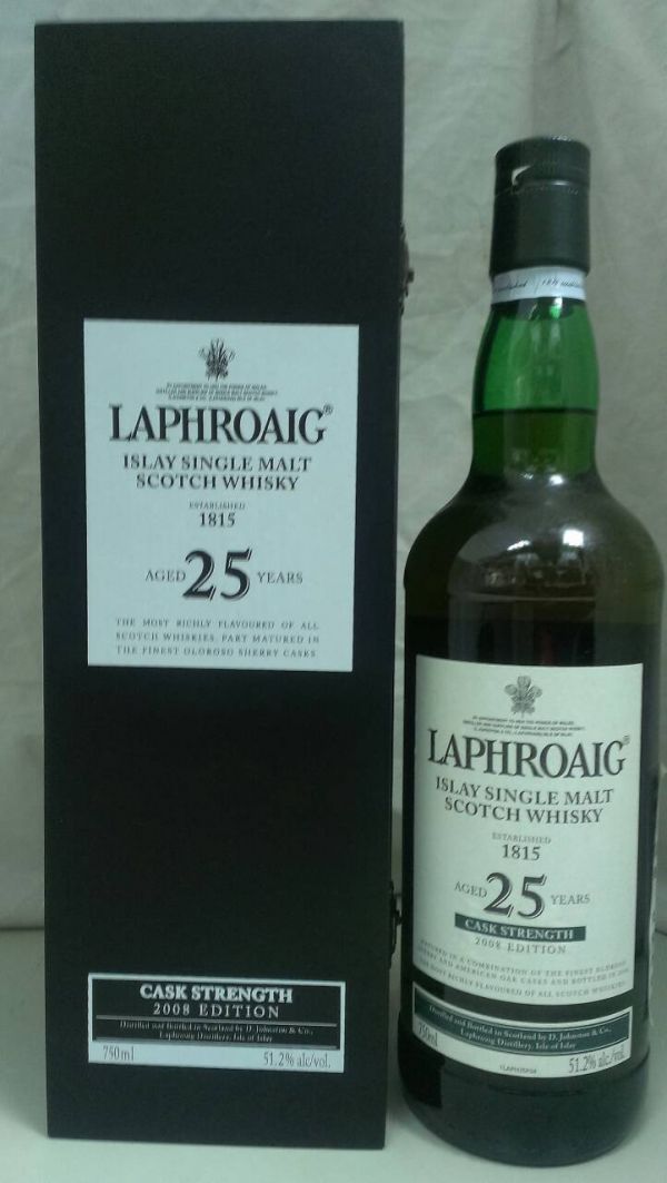 LAPHROAIG 25y 2008 edition (with wooden box)