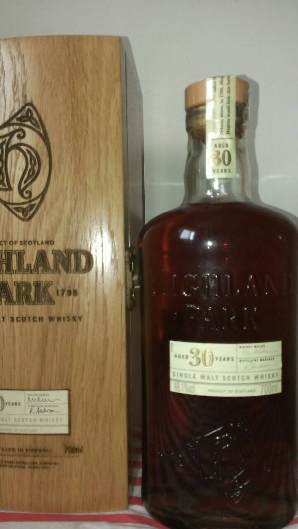 HIGHLAND PARK 30Y 高原騎士威士忌